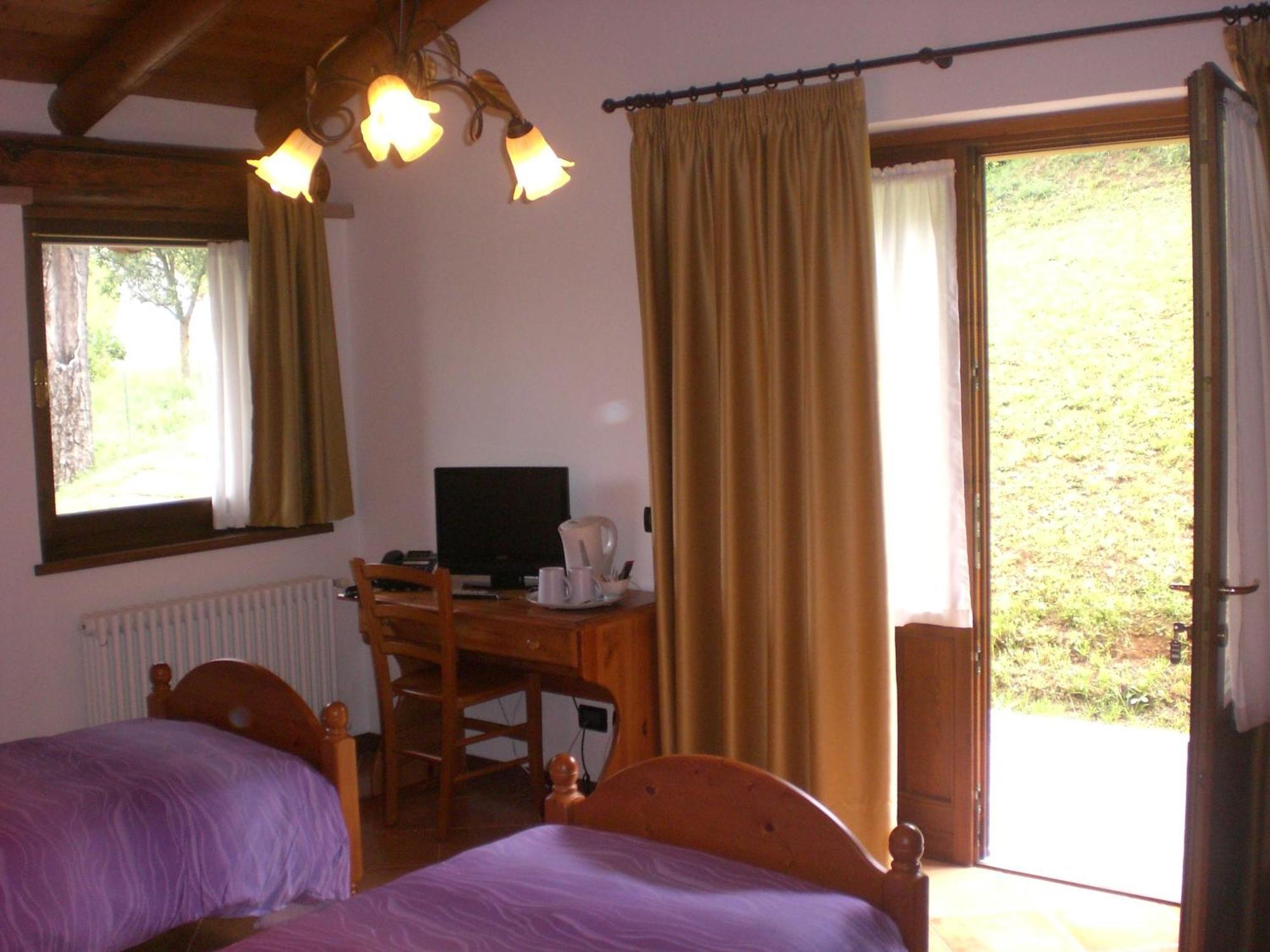 Bed And Breakfast Montino Cene Εξωτερικό φωτογραφία